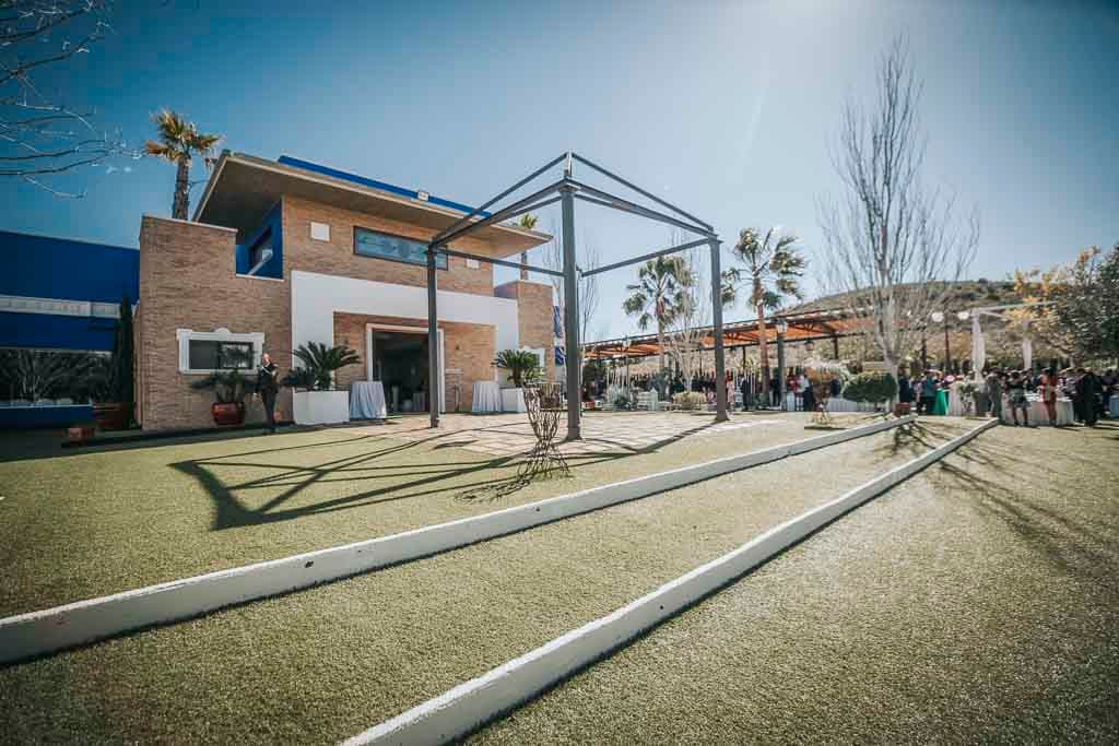 Zona exterior de la finca junto al Salón Conde